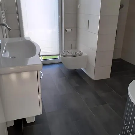 Holiday home Vanessa Fuer 8 Personen *