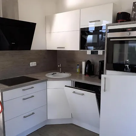 Vanessa Fuer 8 Personen Ferienhaus